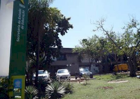 Secretaria compra m&aacute;scaras e term&ocirc;metros para distribuir &agrave;s escolas