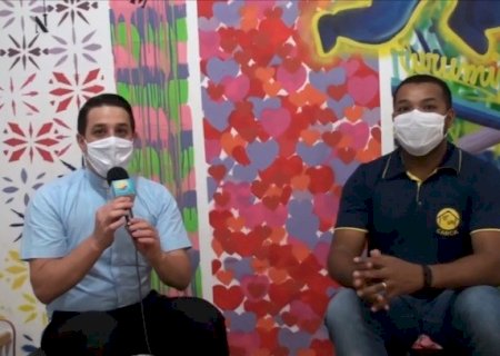 Projeto CARCA recebe visita dos padres Edielson e Roberto