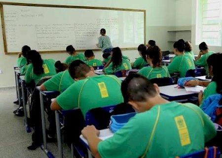 Aulas na rede estadual ficam suspensas até 8 de outubro, anuncia secretário