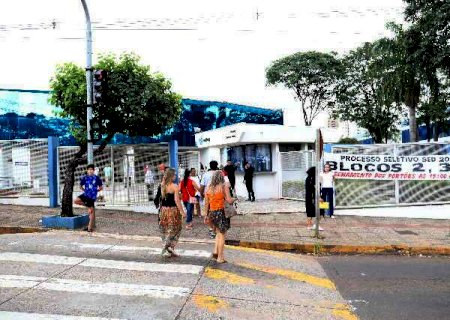 Universidades particulares já podem retomar aulas presenciais em 8 março