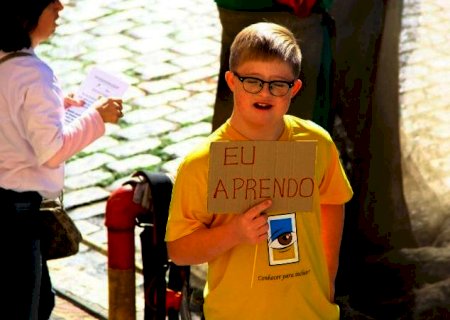 Projeto inclui os direitos da pessoa com deficiência no currículo escolar