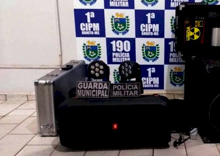 Com caixas de som e jogo de luz, dois são presos em Bonito em festa clandestina