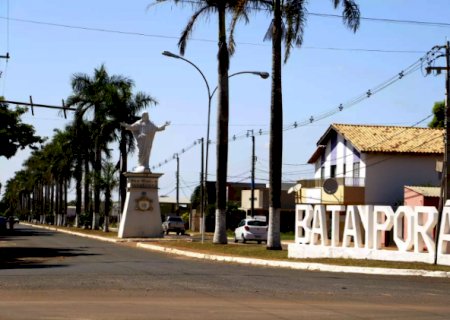 Bataypor&atilde; pro&iacute;be crian&ccedil;as em igrejas e adota toque de recolher &agrave;s 17h