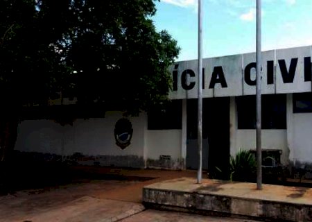 Homem mata esposa com facadas e comete suic&iacute;dio