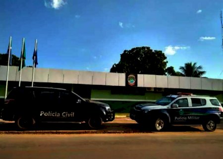 Crian&ccedil;as pedem ajuda da pol&iacute;cia ao verem pais brigando por causa do jantar