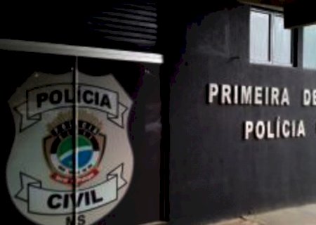 Homem morre ap&oacute;s carreta atingir traseira de moto com farol apagado