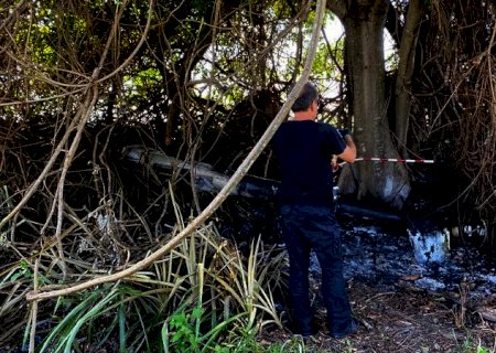Cauda de helicóptero foi removida e incendiada após queda em MS