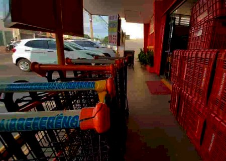Fim do Bolsa Família impacta comércios nos bairros e causa preocupação em Campo Grande