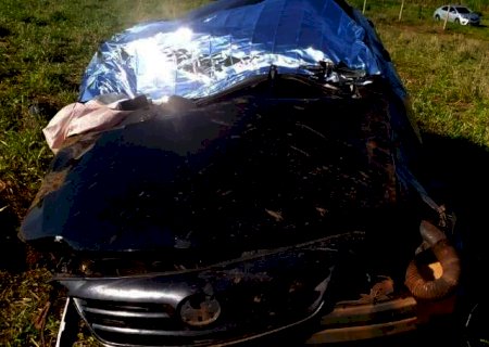 Policial Militar perde controle da direção e morre após capotar carro em rodovia
