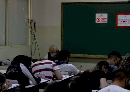 Universidades p&uacute;blicas e particulares de MS descartam passaporte da vacina