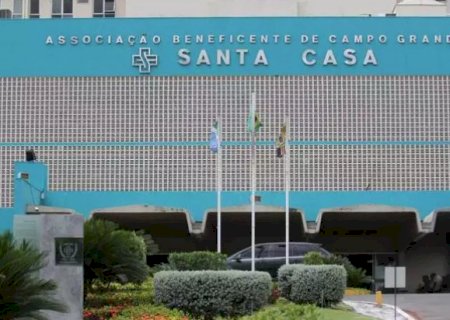Ciclista morre no hospital ap&oacute;s ser atingido por carro