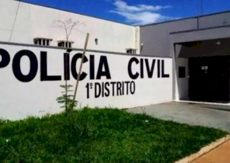 Ap&oacute;s sair para atender o port&atilde;o, homem morre esfaqueado por dupla em Naviraí