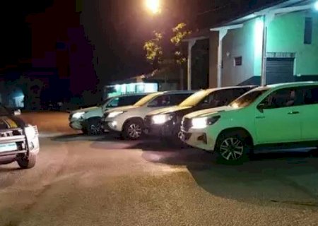 Receptador é preso com moto de luxo e 4 caminhonetes furtadas