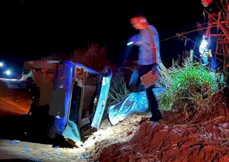 Vereador morre ao bater carro em barranco de terra e capotar v&aacute;rias vezes