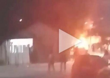 Casa de suspeito de matar mulher a tiros &eacute; incendiada