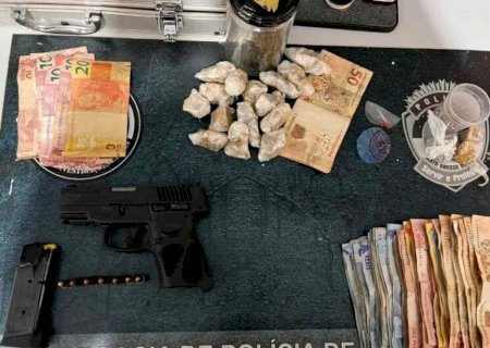 Operação contra tráfico de drogas em Maracaju prende trio armado