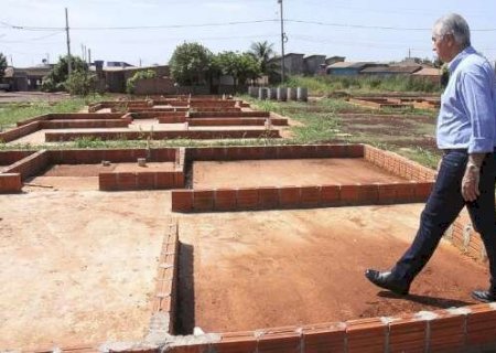 Governo contempla 144 fam&iacute;lias de Maracaju com bases para constru&ccedil;&atilde;o de moradias