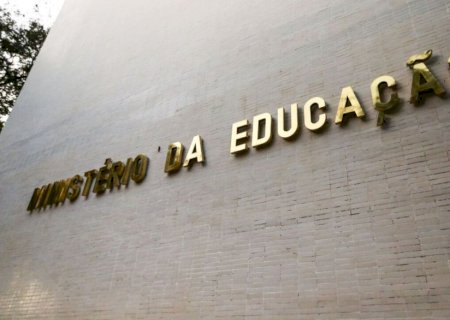 Pagamentos de bolsistas da Capes serão feitos até o dia 13, diz MEC
