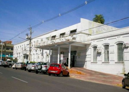 M&eacute;dicos da Santa Casa de Corumb&aacute; anunciam pedido de demiss&atilde;o coletiva
