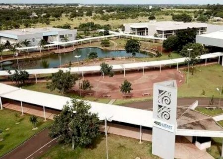 UEMS divulga gabarito definitivo do vestibular 2023