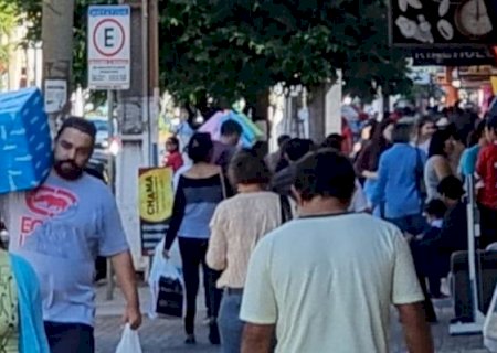 Comerciantes de Dourados poderão usar calçadas para exposição de produtos durante a Páscoa