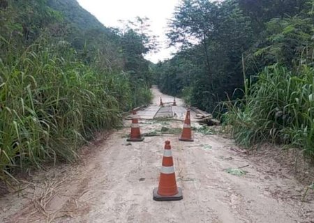 Agesul interdita ponte de madeira em Bodoquena por conta das chuvas