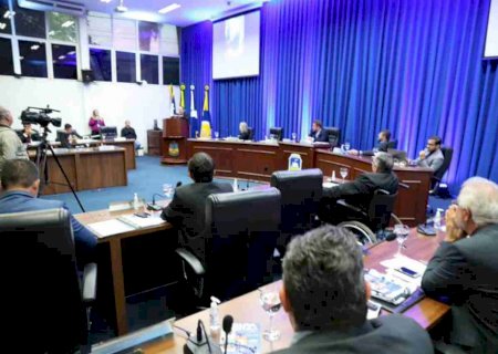 PL que reserva de vagas para negros e indígenas em concursos de Dourados é aprovado pela Câmara