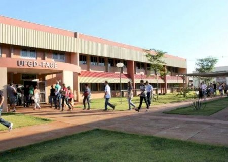 UFGD oferece 278 vagas de aluno especial em disciplinas de cursos de graduação