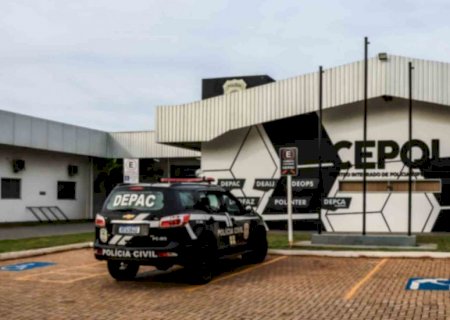 Médico cai em cima de cachorro e confusão termina em delegacia de Campo Grande