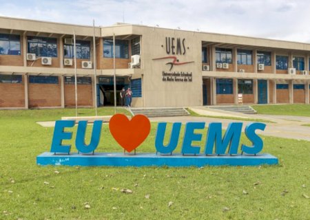 UEMS abre vagas para 51 cursos e candidatos podem se inscrever com histórico do Ensino Médio