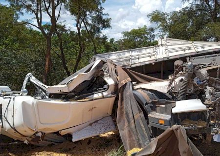 Condutor de carreta que morreu em acidente na região de Nova Casa Verde é identificado