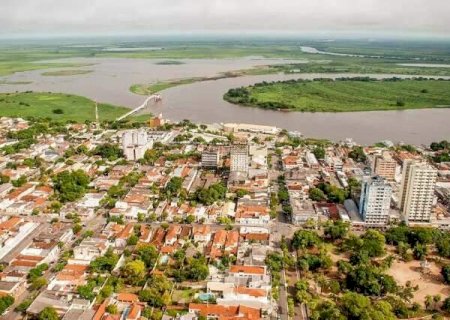 Suspeito de viol&ecirc;ncia dom&eacute;stica &eacute; morto a tiros pela Pol&iacute;cia Militar