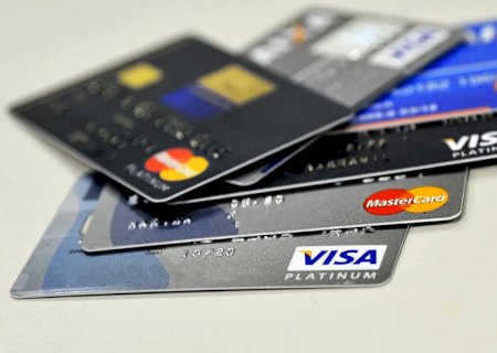Irregularidades em operações com cartão de crédito estão entre as maiores queixas feitas aos bancos