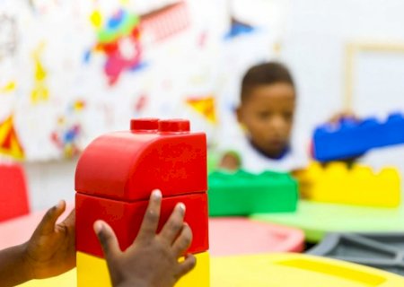 Projeto autoriza punição para quem incentivar castigo de criança
