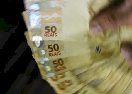 Governo prop&otilde;e sal&aacute;rio m&iacute;nimo de R$ 1.502 em 2025
