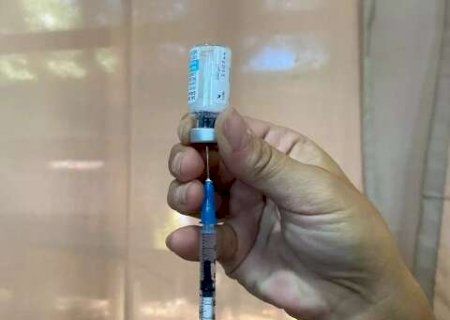 Desconfian&ccedil;a atrapalha e cidade reage para vacinar 55 mil contra a dengue em MS