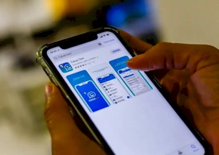 Caixa paga abono salarial de nascidos em maio e junho