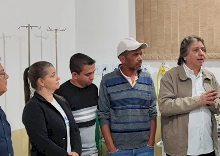 Deputado Pedro Caravina participa de entrega de novos equipamentos para Hospital Cristo Rei