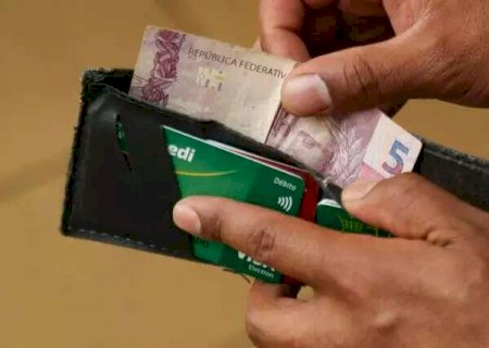 Fim do dinheiro f&iacute;sico? Notas da 1&ordf; fam&iacute;lia do real ser&atilde;o retiradas do mercado