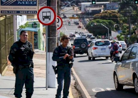 Com 884 infra&ccedil;&otilde;es, opera&ccedil;&atilde;o com drone quer acabar com tr&aacute;fego em faixa de &ocirc;nibus