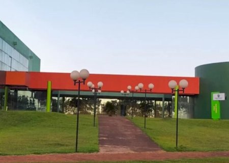 Prefeitura abre processo seletivo com sal&aacute;rios de at&eacute; R$ 18 mil