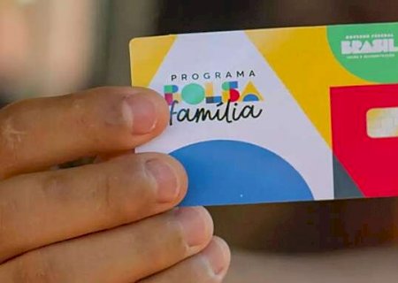 Nova regra do Bolsa Fam&iacute;lia limita perman&ecirc;ncia de quem aumentou renda