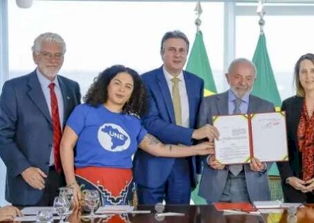Governo pro&iacute;be cursos da &aacute;rea de sa&uacute;de e Direito na modalidade a dist&acirc;ncia