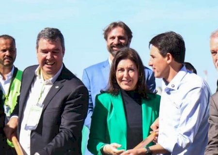 Em palanque com PSDB, MDB e Republicanos, ministros cortejam "&uacute;ltimo tucano"