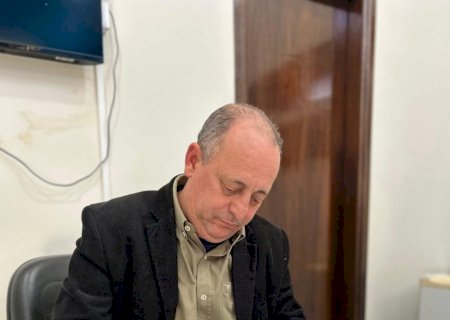 Prefeito Clóvis do Banco concede reajuste e amplia vale-alimentação para servidores de Taquarussu