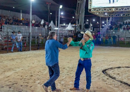 Deputado Caravina promove sessão solene em homenagem aos profissionais do rodeio
