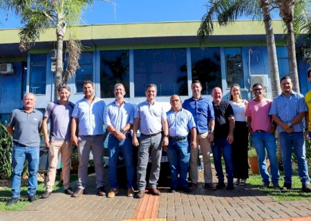 Maracaju recebe novo veículo para apoiar a Central de Abastecimento Farmacêutico através de emenda impositiva da Câmara Municipal