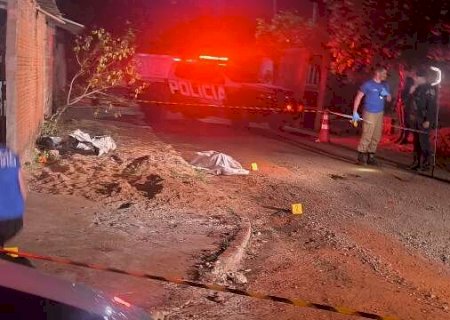 Briga por latido de cachorro termina com homem morto por policial