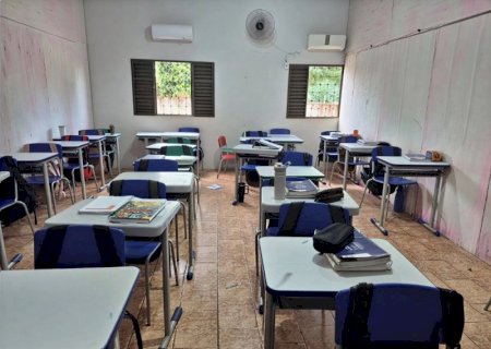 MPMS firma acordo para regularizar funcionamento provisório de escola durante reforma