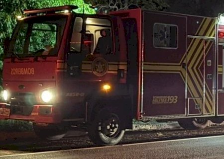 Policial militar da reserva cai em ribanceira após carro capotar na BR-376, em Nova Andradina